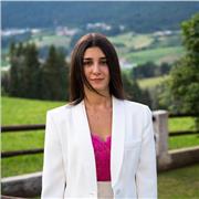 Insegnate per aiuto compiti in varie materie